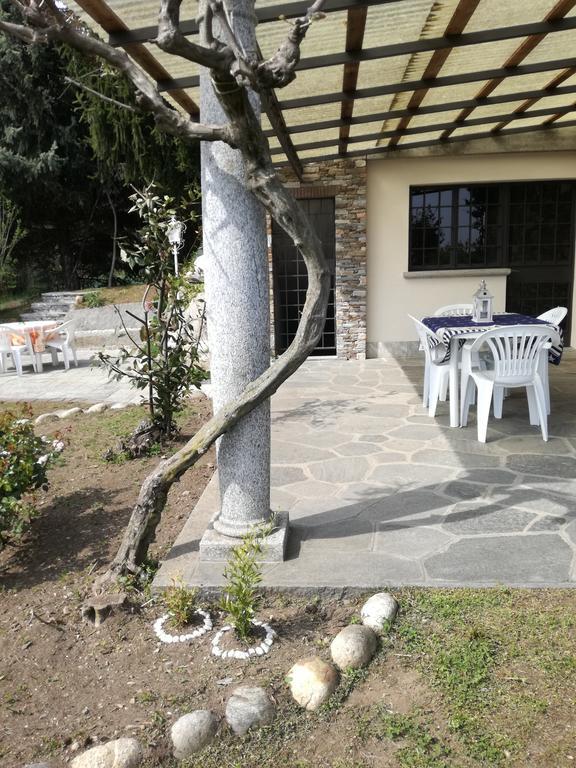 Вілла Casale Cadeloro Nebbiuno Екстер'єр фото